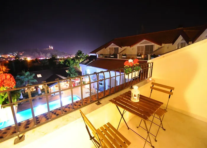 Sea Breeze Hotel And Apartments